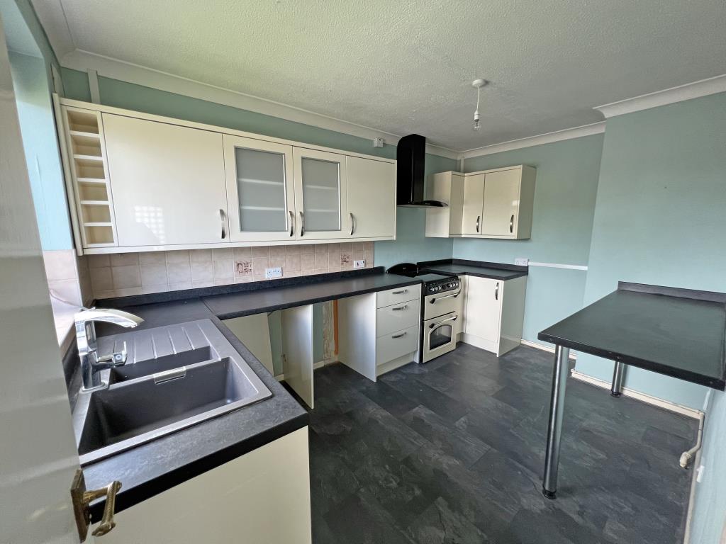 Lot: 97 - VACANT FIRST FLOOR MAISONETTE - 